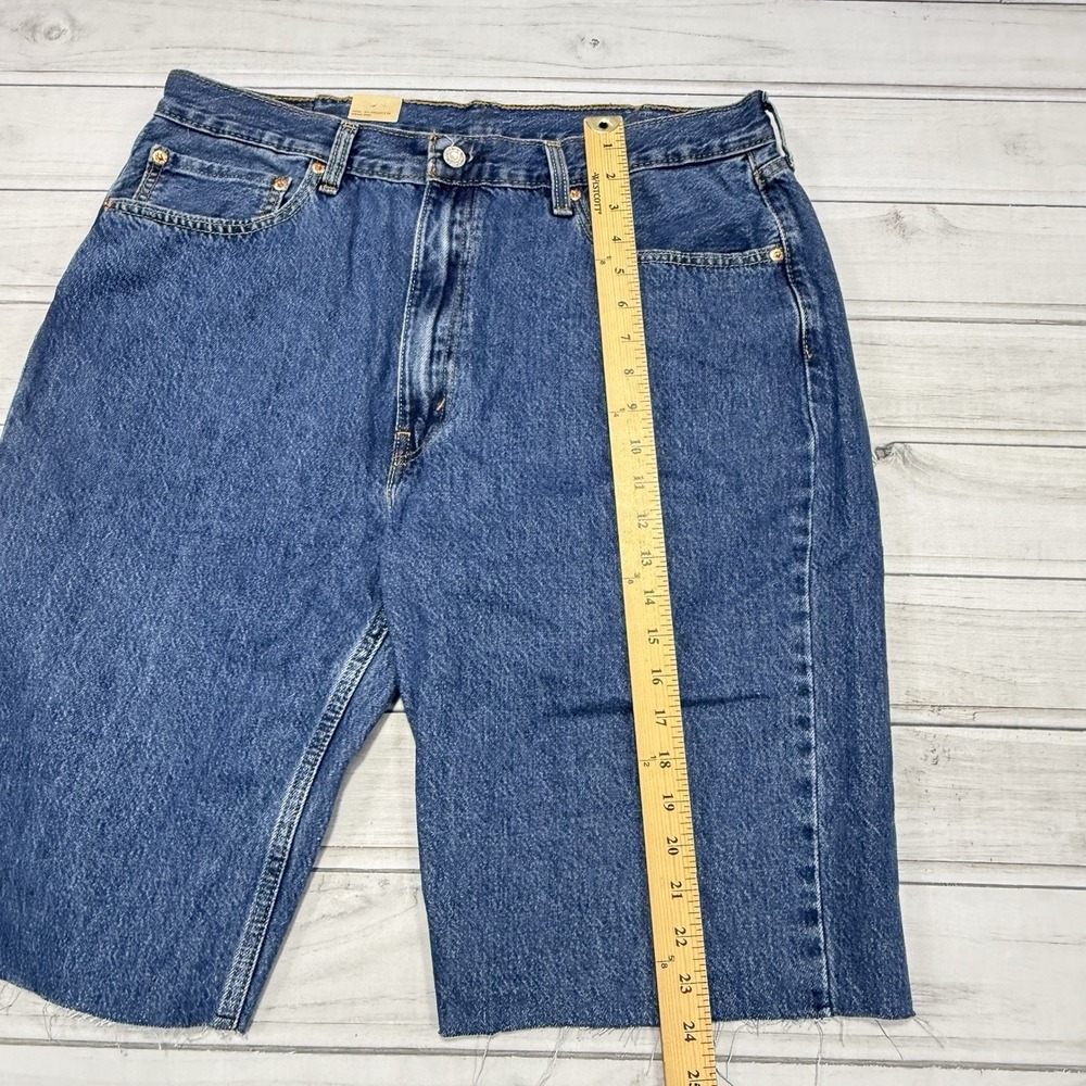 Levi's 565 Jean Shorts Mens 38 Blue Medium Wash 11" Inseam NWT - Picture 5 of 10